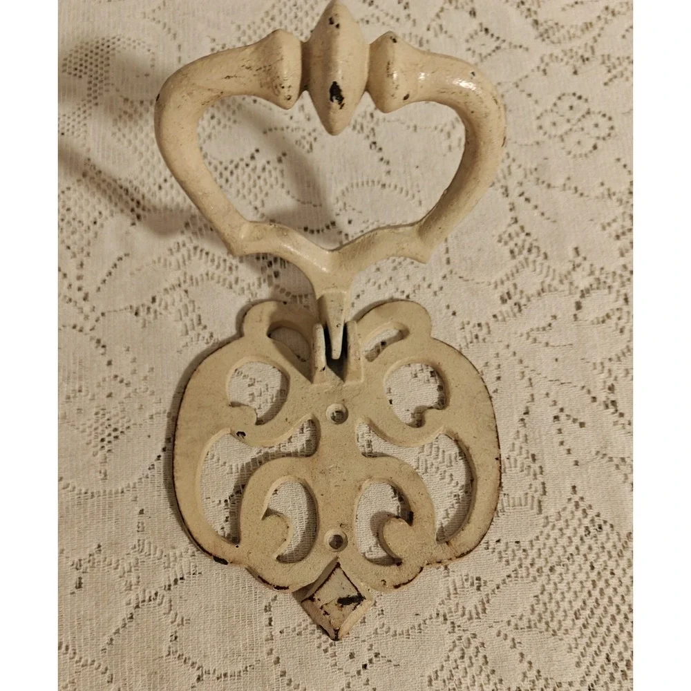 Vintage  Craftsman Ornate Cast Iron Door Knocker
